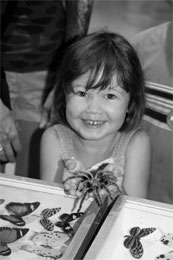 Morgen holding a tarantula